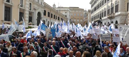 manifestazione 11 aprile