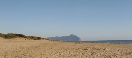 spiaggia-Sabaudia-696x462.jpg